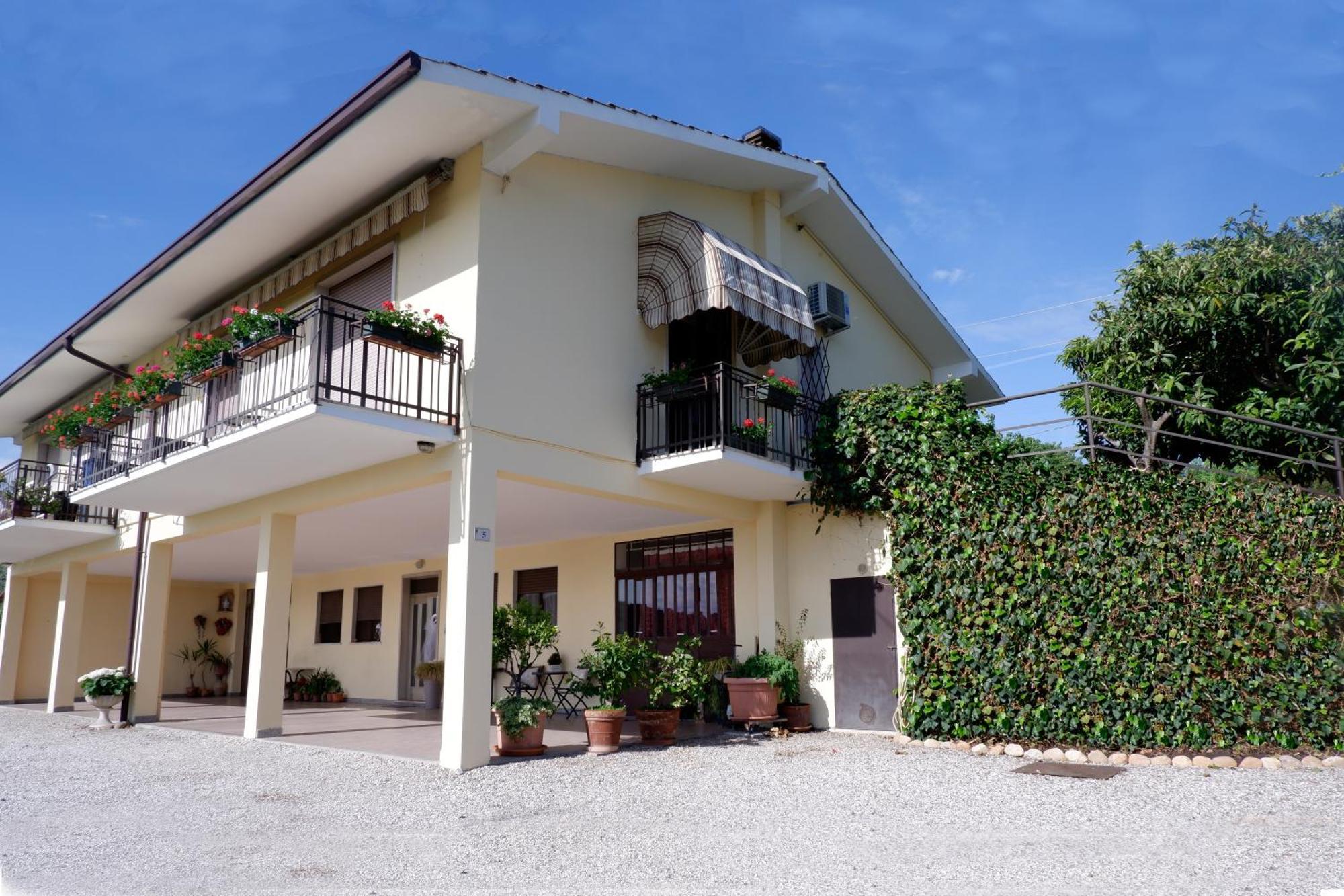 L'Edera Appartamento Rivoli Veronese Exterior foto
